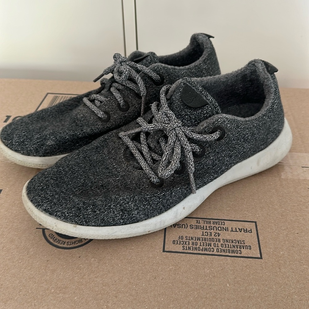 All birds shoes.